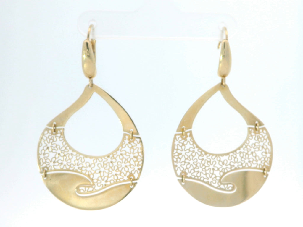Elegant Gold Filigree Earrings