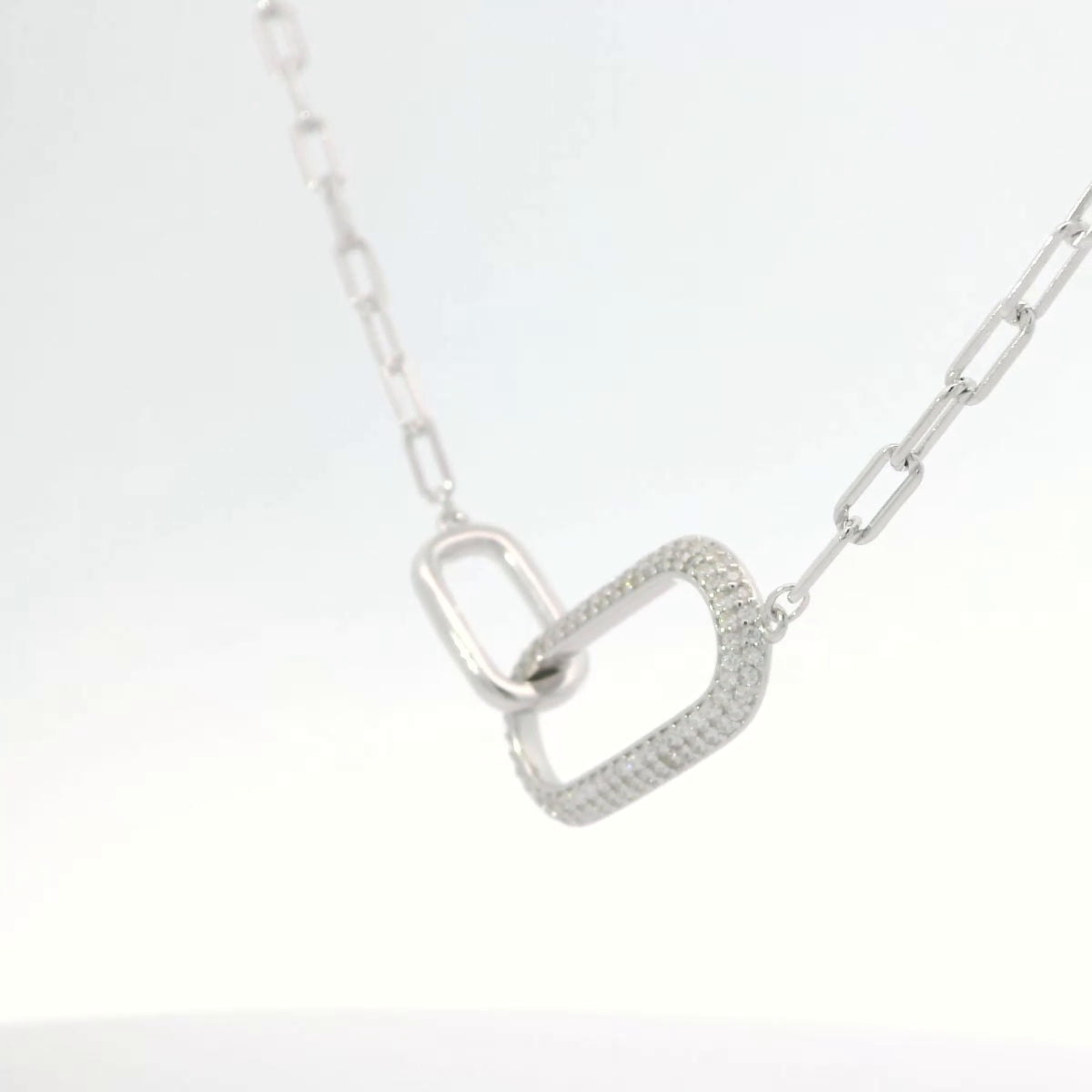 Elegant Silver Chain Necklace