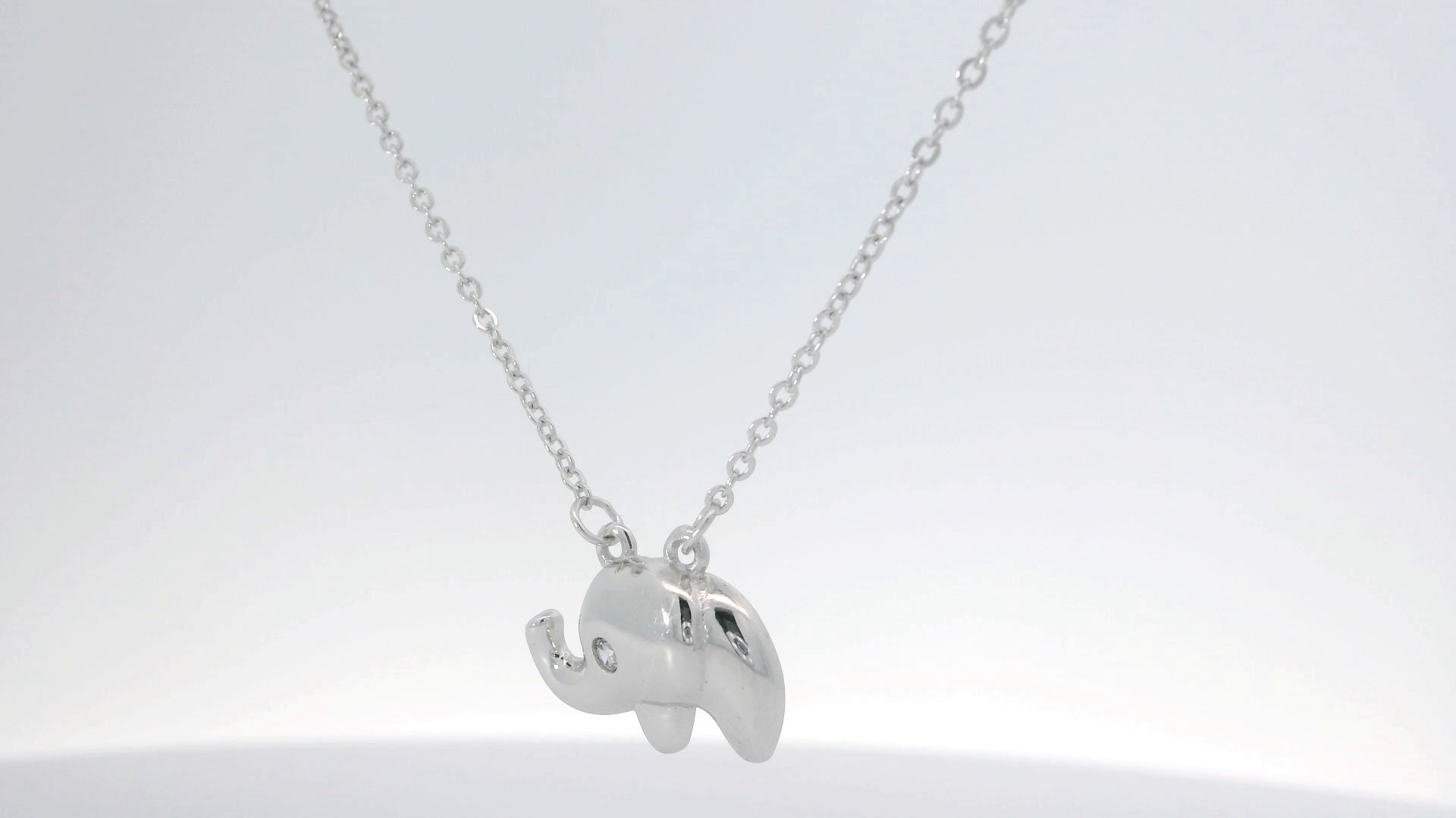 Charming Elephant Pendant Necklace