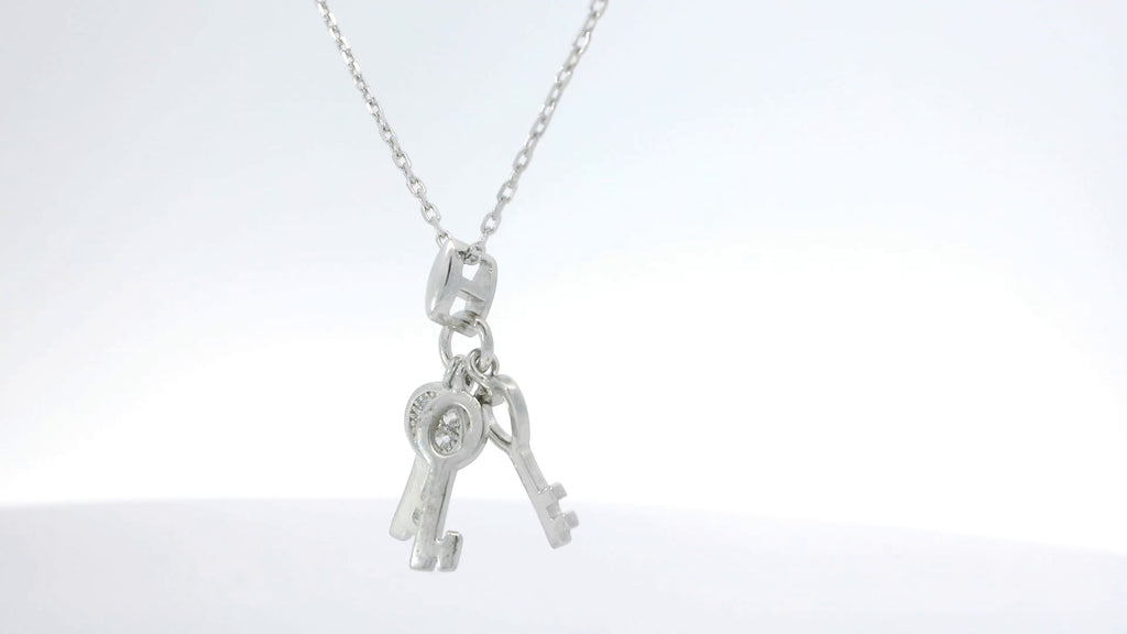 Elegant Key Pendant Necklace