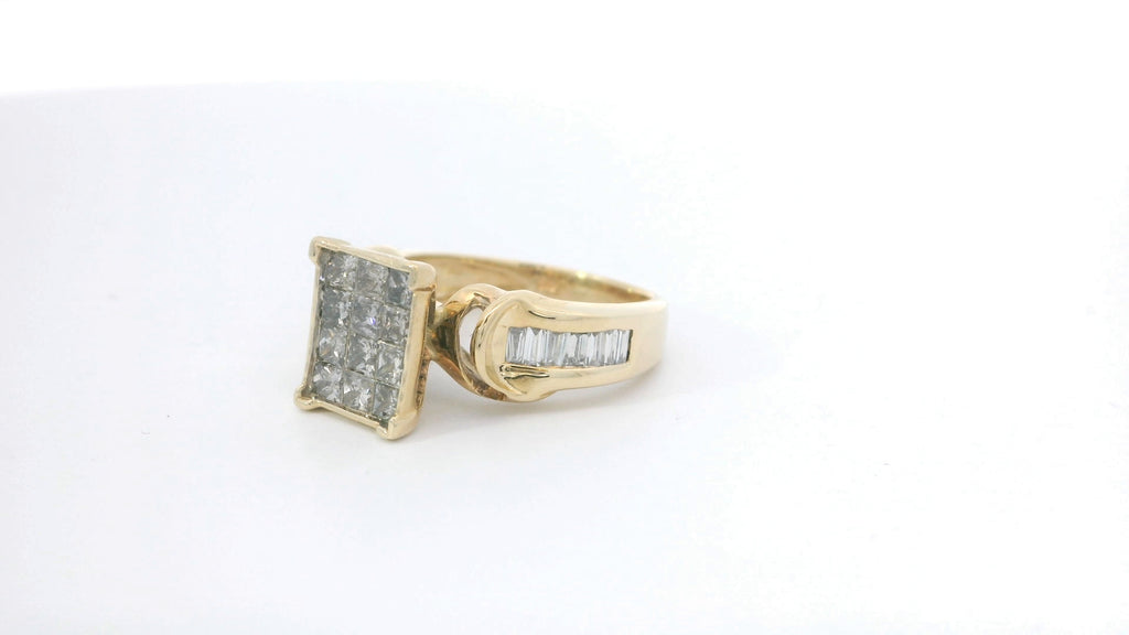 Yellow Gold Ring with Princess-Cut Diamond Cluster