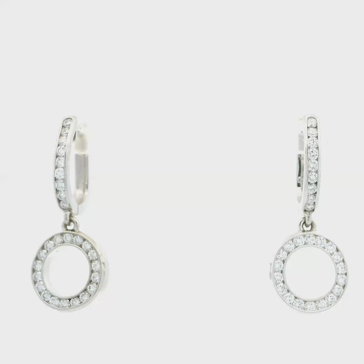 White Gold Dangle Earrings with Round Brilliant Diamonds