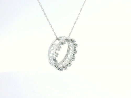 Elegant Diamond Circle Pendant with chain